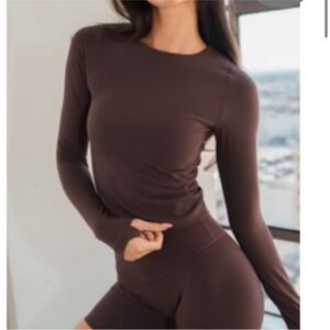 NWOT Vitality espresso brown long sleeve double lined top, Size Medium